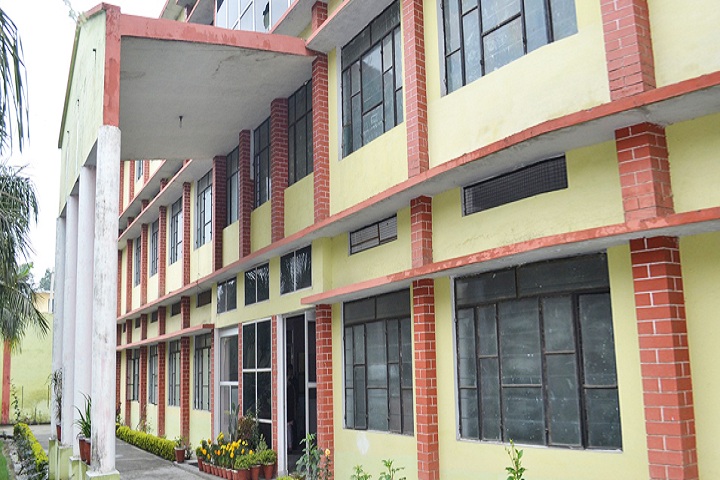 https://cache.careers360.mobi/media/colleges/social-media/media-gallery/25091/2019/6/15/Campus view of Springdale College of Management Studies Pilibhit_Campus-View.jpg